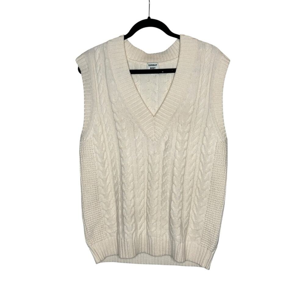 Aritzia Sunday Best Winston Cable Knit Sweater Vest S Cream